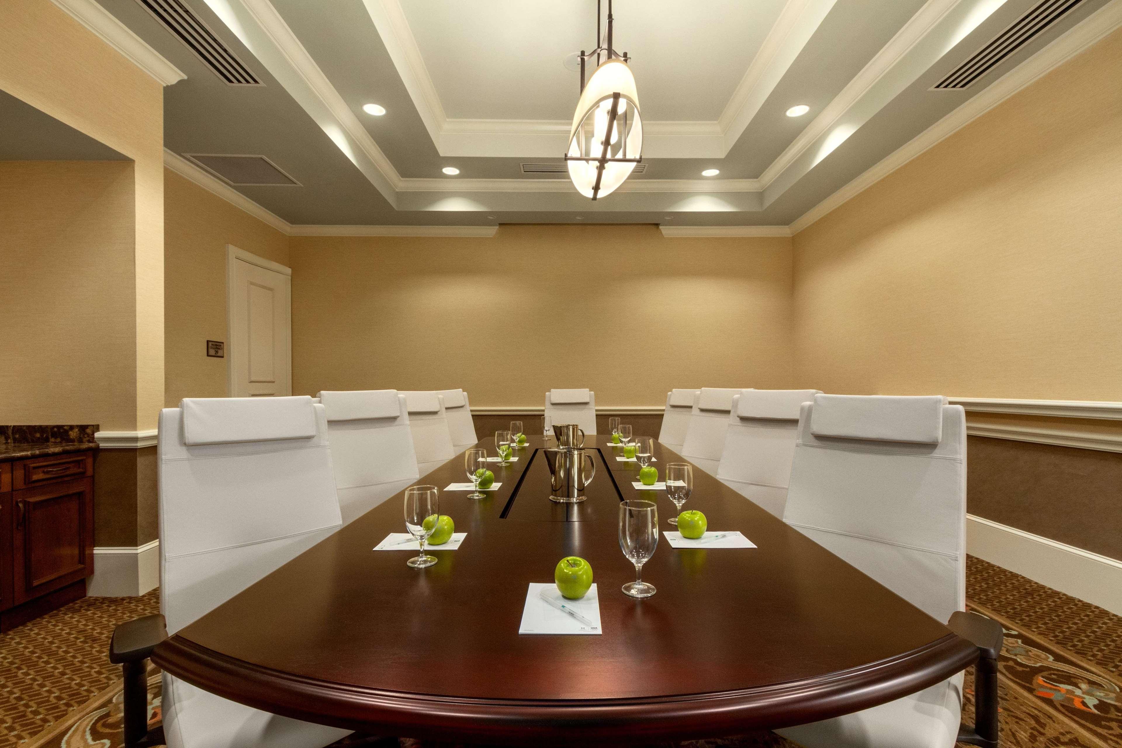 Embassy Suites Savannah Historic District מראה חיצוני תמונה