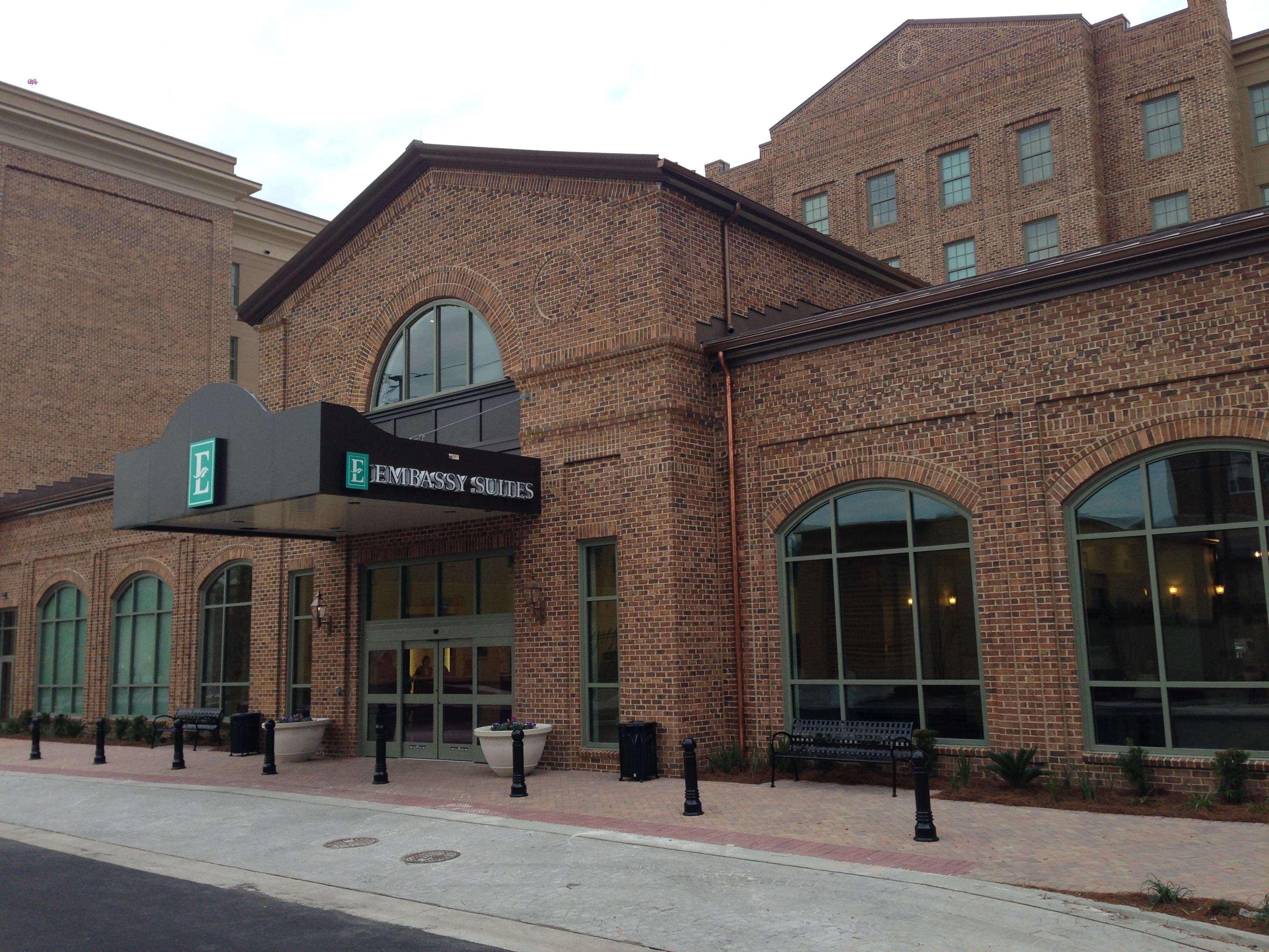 Embassy Suites Savannah Historic District מראה חיצוני תמונה