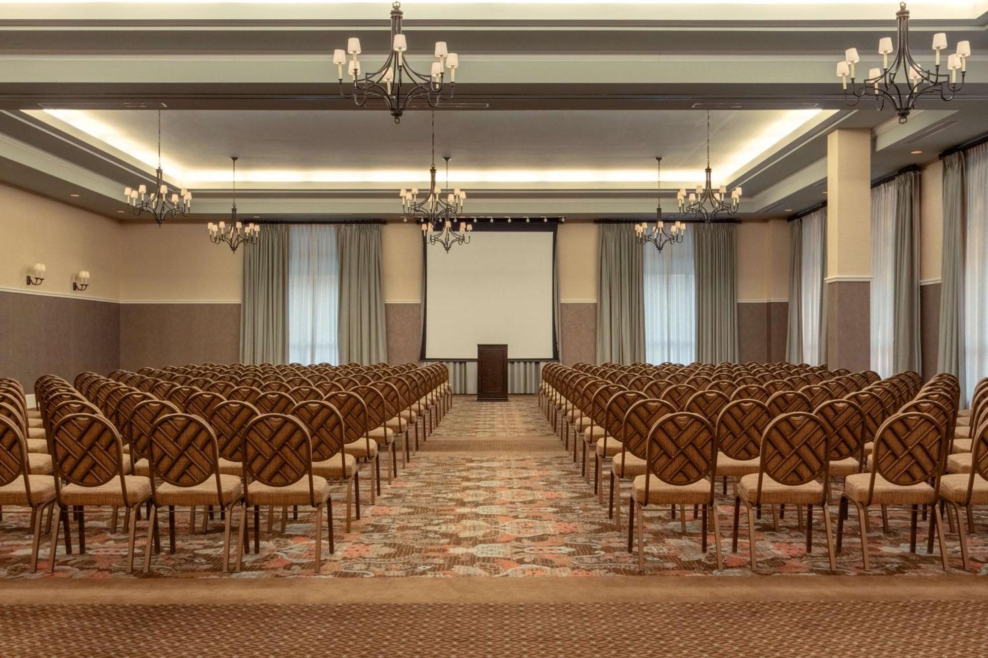 Embassy Suites Savannah Historic District מראה חיצוני תמונה