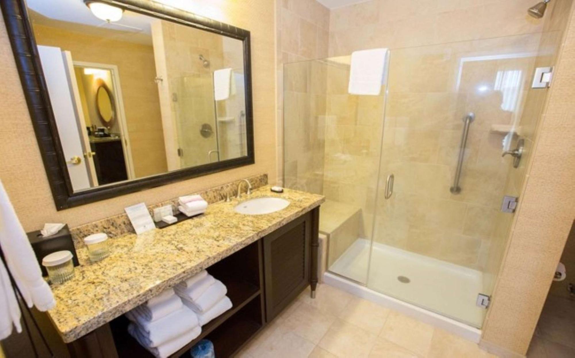 Embassy Suites Savannah Historic District מראה חיצוני תמונה