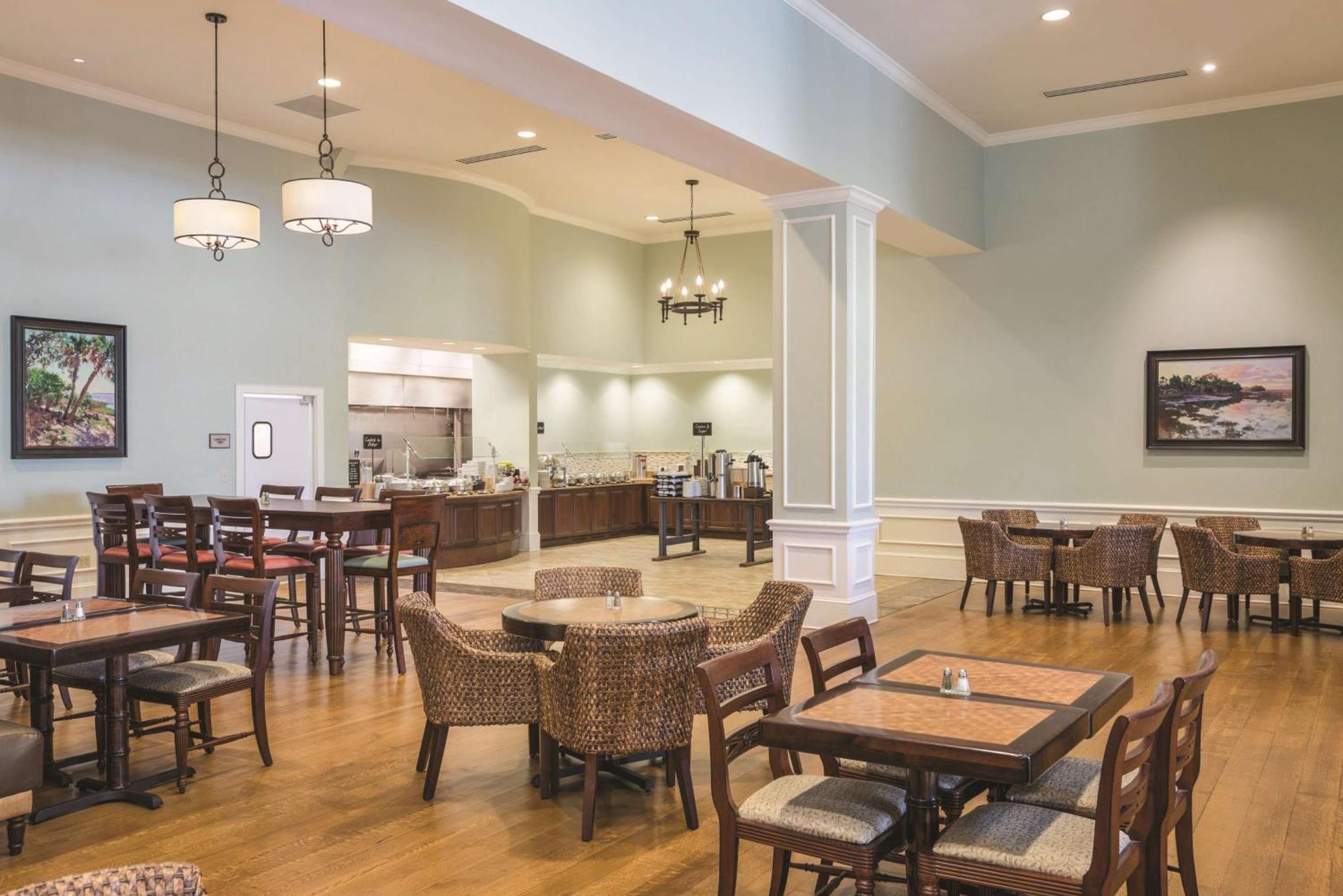 Embassy Suites Savannah Historic District מראה חיצוני תמונה