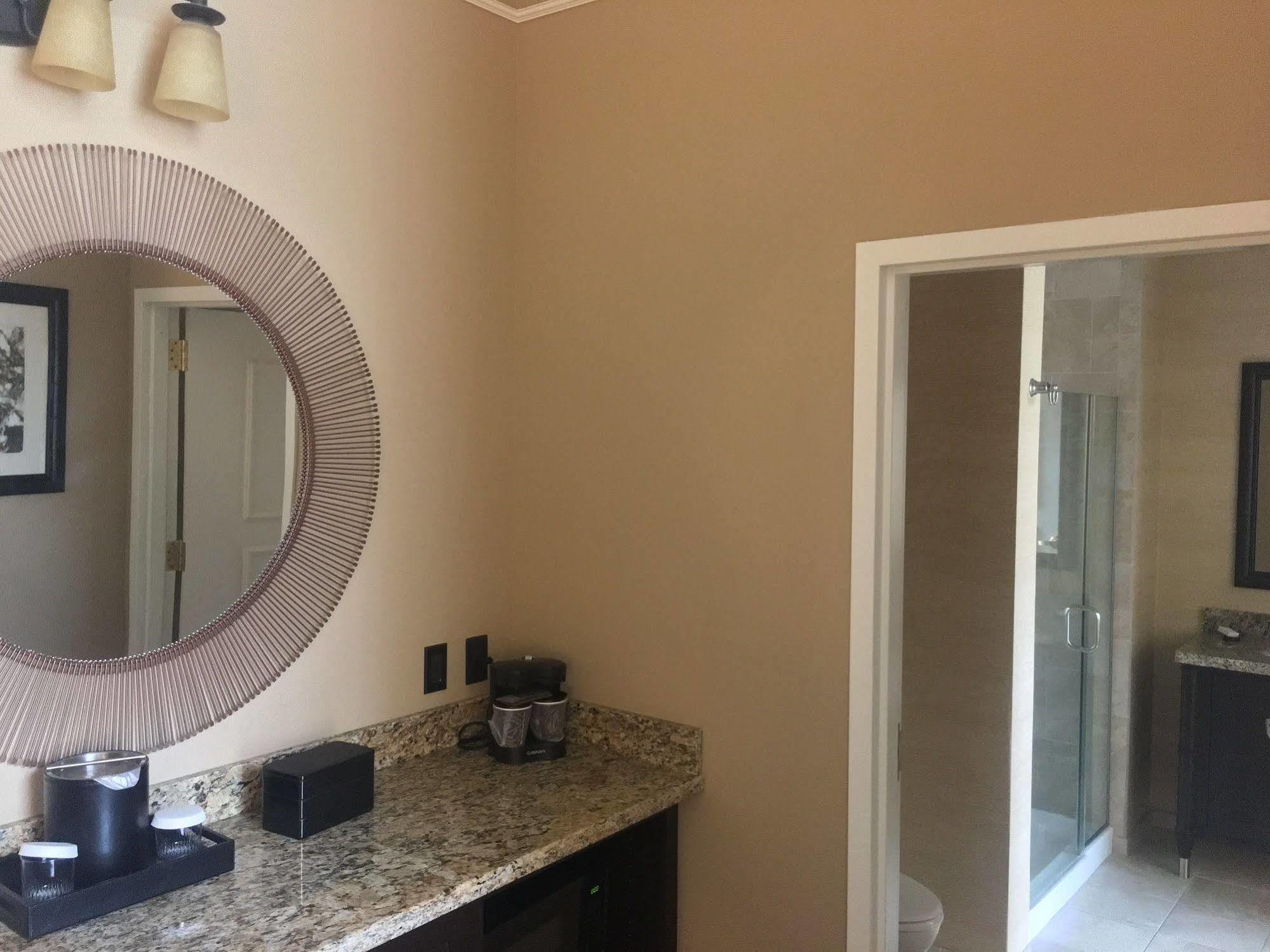 Embassy Suites Savannah Historic District מראה חיצוני תמונה